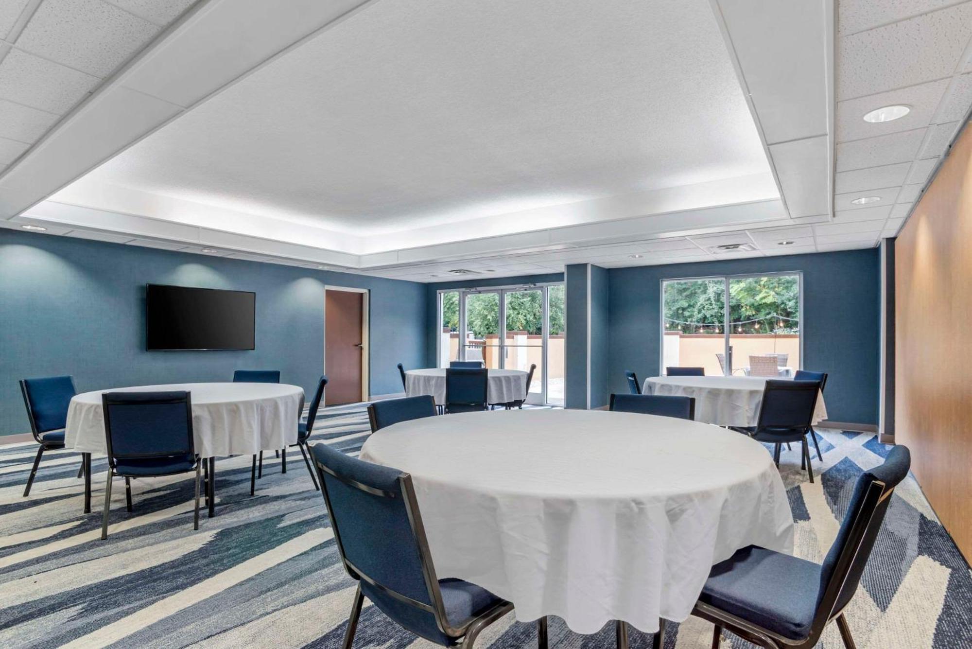 Comfort Suites Gastonia - Charlotte Экстерьер фото