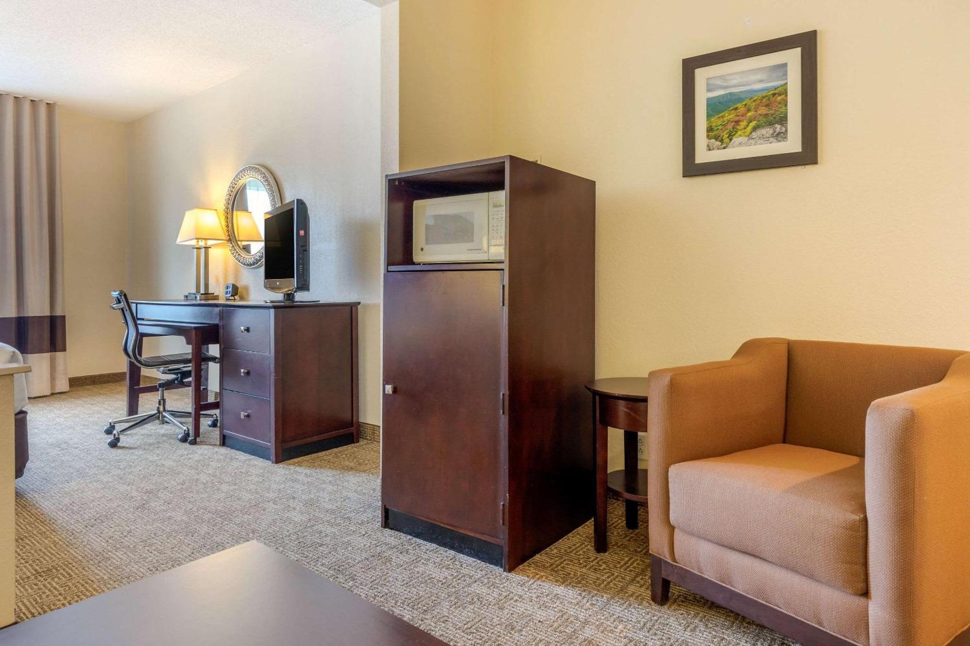 Comfort Suites Gastonia - Charlotte Экстерьер фото
